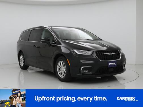 Black 2023 Chrysler Pacifica Touring L