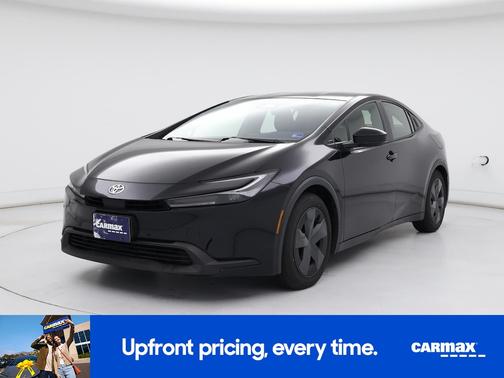 2025 Toyota Prius LE