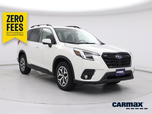White 2022 Subaru Forester Premium