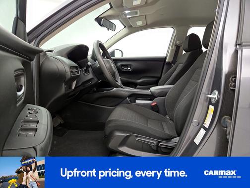 Gray 2023 Honda HR-V LX