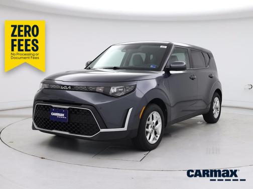 Gray 2024 Kia Soul LX