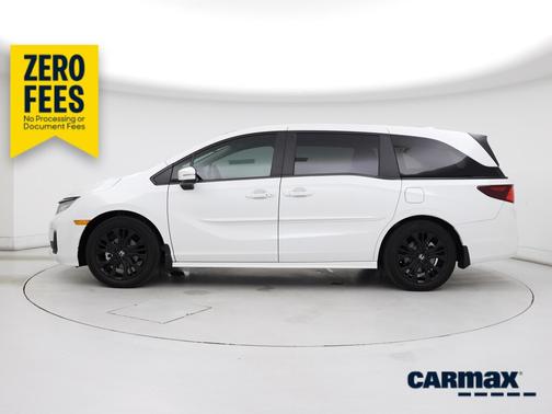 White 2025 Honda Odyssey Touring