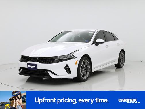 White 2022 Kia K5 LXS