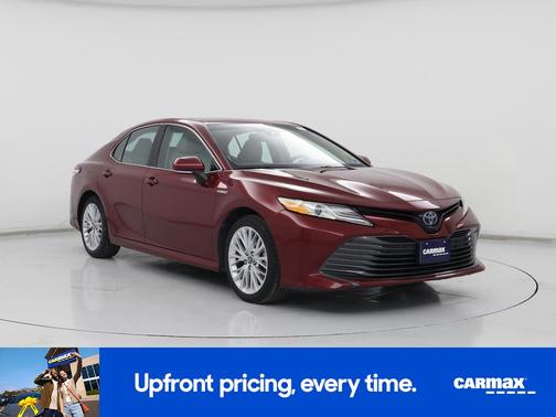 2019 Toyota Camry Hybrid XLE