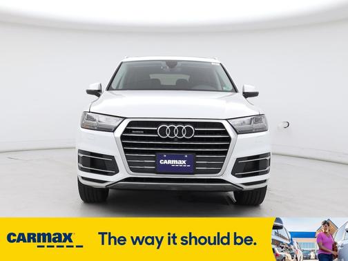 2019 Audi Q7 Premium Plus