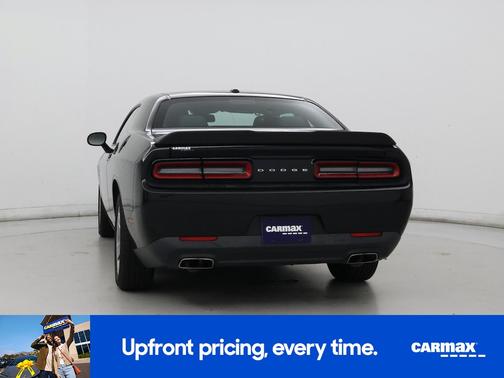 2015 Dodge Challenger SXT