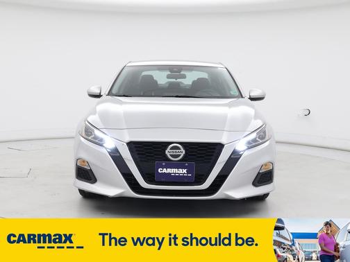 2022 Nissan Altima SV