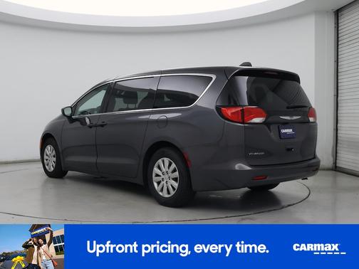 2020 Chrysler Voyager L
