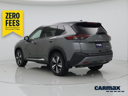 Gray 2023 Nissan Rogue SL