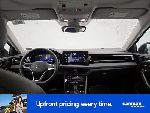 2025 Volkswagen Jetta SE