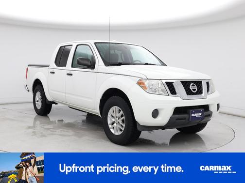 White 2015 Nissan Frontier SV