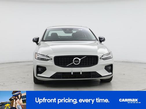2022 Volvo S60 B5 Inscription