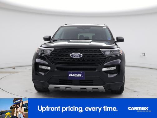 Black 2024 Ford Explorer XLT