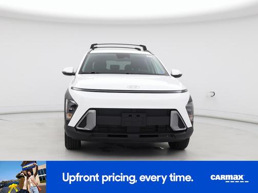 White 2024 Hyundai KONA SEL