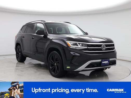 Black 2023 Volkswagen Atlas SE