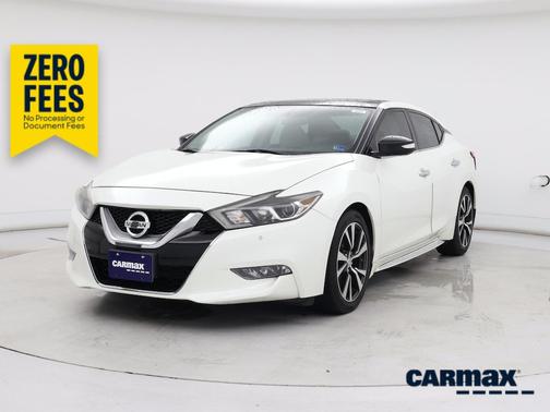 White 2016 Nissan Maxima SL
