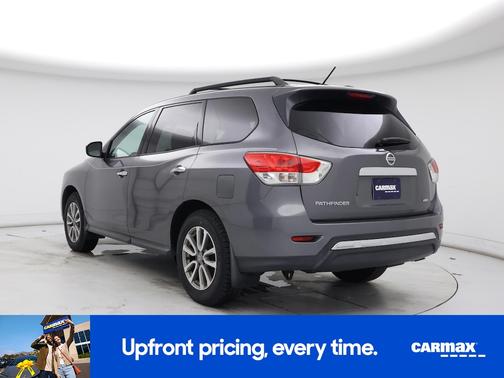 2015 Nissan Pathfinder SV