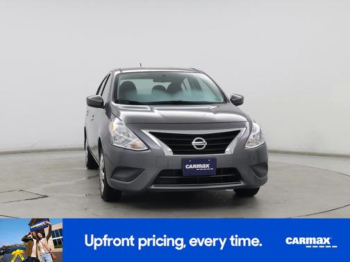 2016 Nissan Versa SV