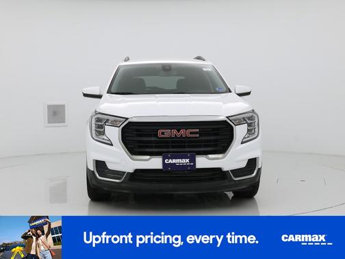 White 2022 GMC Terrain SLE