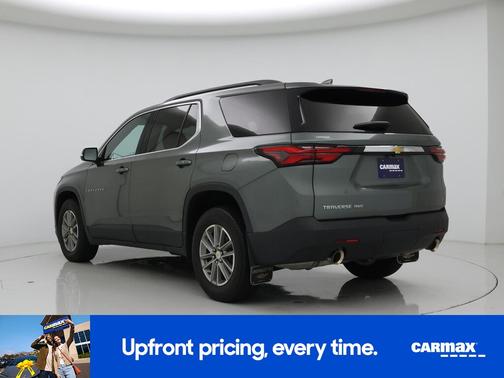 Green 2023 Chevrolet Traverse LT Cloth