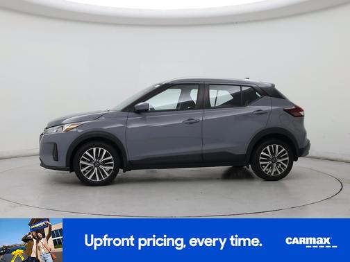 Gray 2023 Nissan Kicks SV
