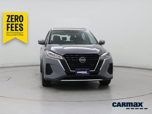 Gray 2023 Nissan Kicks SV