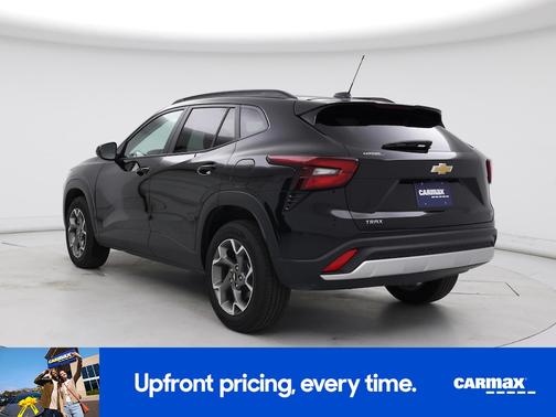 Black 2025 Chevrolet Trax LT