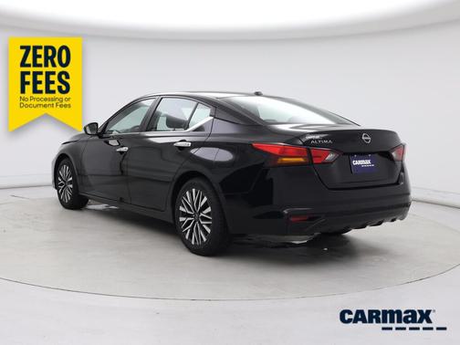 Black 2025 Nissan Altima SV