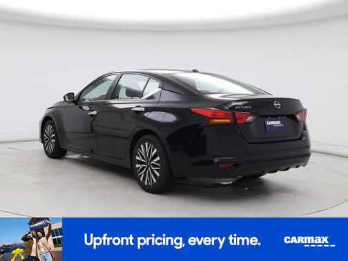 Black 2025 Nissan Altima SV