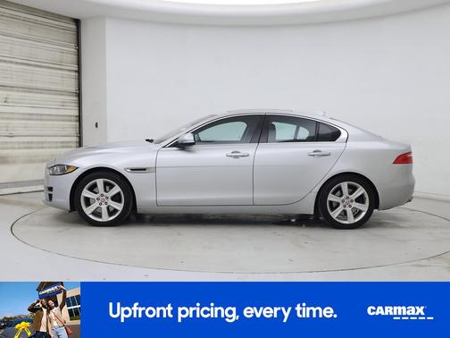 2017 Jaguar XE Prestige