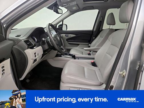 Silver 2016 Honda Pilot Touring