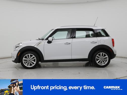 White 2016 MINI Countryman