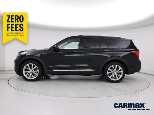 Black 2022 Ford Explorer Platinum