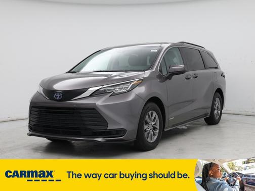2021 Toyota Sienna LE