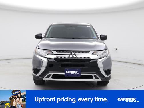 2020 Mitsubishi Outlander SE