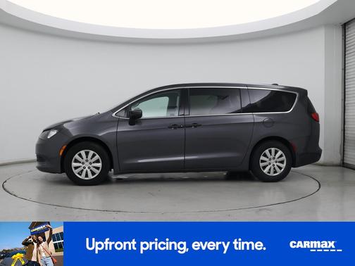 2020 Chrysler Voyager L