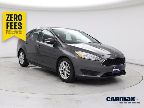 Gray 2017 Ford Focus SE