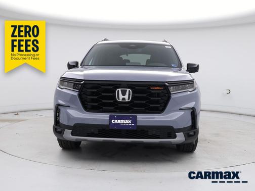 Gray 2025 Honda Pilot Trailsport
