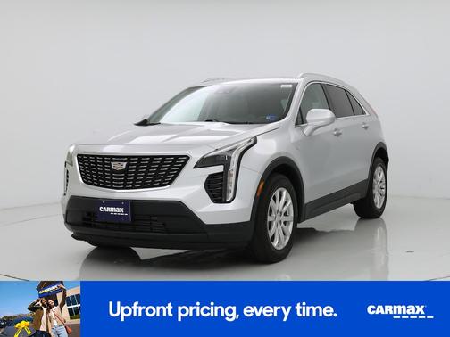 Silver 2022 Cadillac XT4 Luxury
