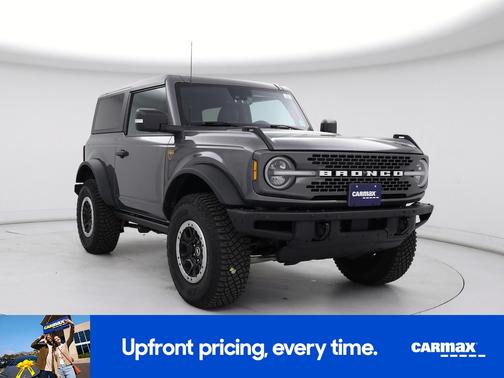 Gray 2021 Ford Bronco Badlands