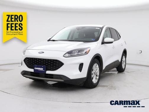 White 2021 Ford Escape SE
