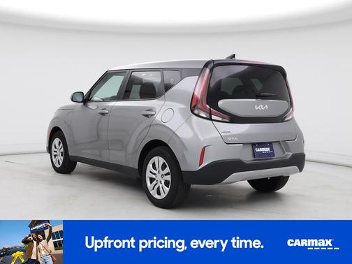 Gray 2023 Kia Soul LX