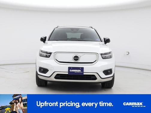White 2021 Volvo XC40 Recharge Pure Electric P8 R-Design