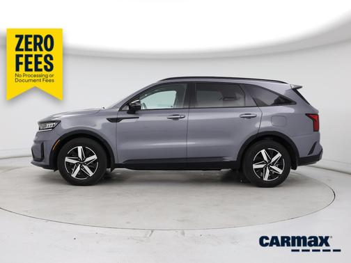 Gray 2023 Kia Sorento S