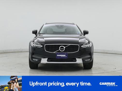 2018 Volvo V90 T6 Cross Country
