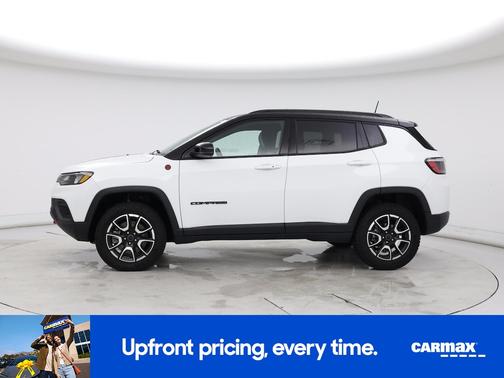 White 2025 Jeep Compass Trailhawk
