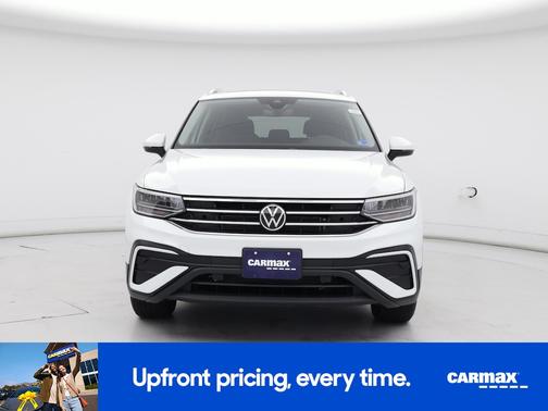 White 2022 Volkswagen Tiguan SE