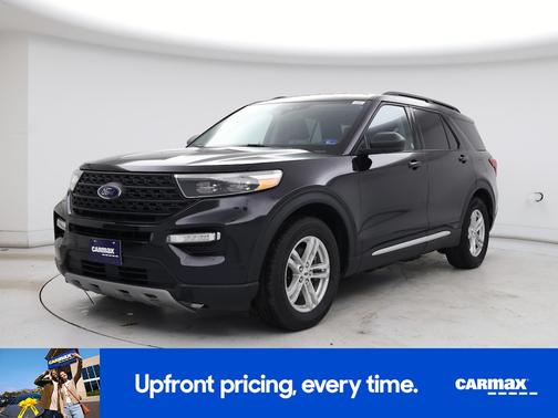 Black 2024 Ford Explorer XLT