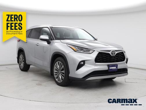 Silver 2021 Toyota Highlander Platinum