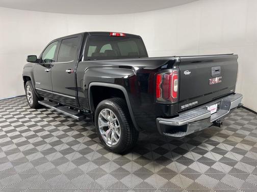 Onyx Black 2018 GMC Sierra 1500 SLT